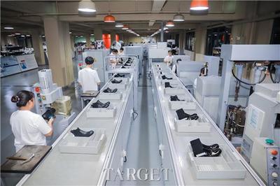 以需求为导向 2C女鞋品牌如何开启数字消费新体验